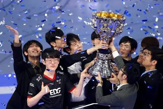 image.png 딮국사 이야기 3편(다음편에 꼭 완결)
