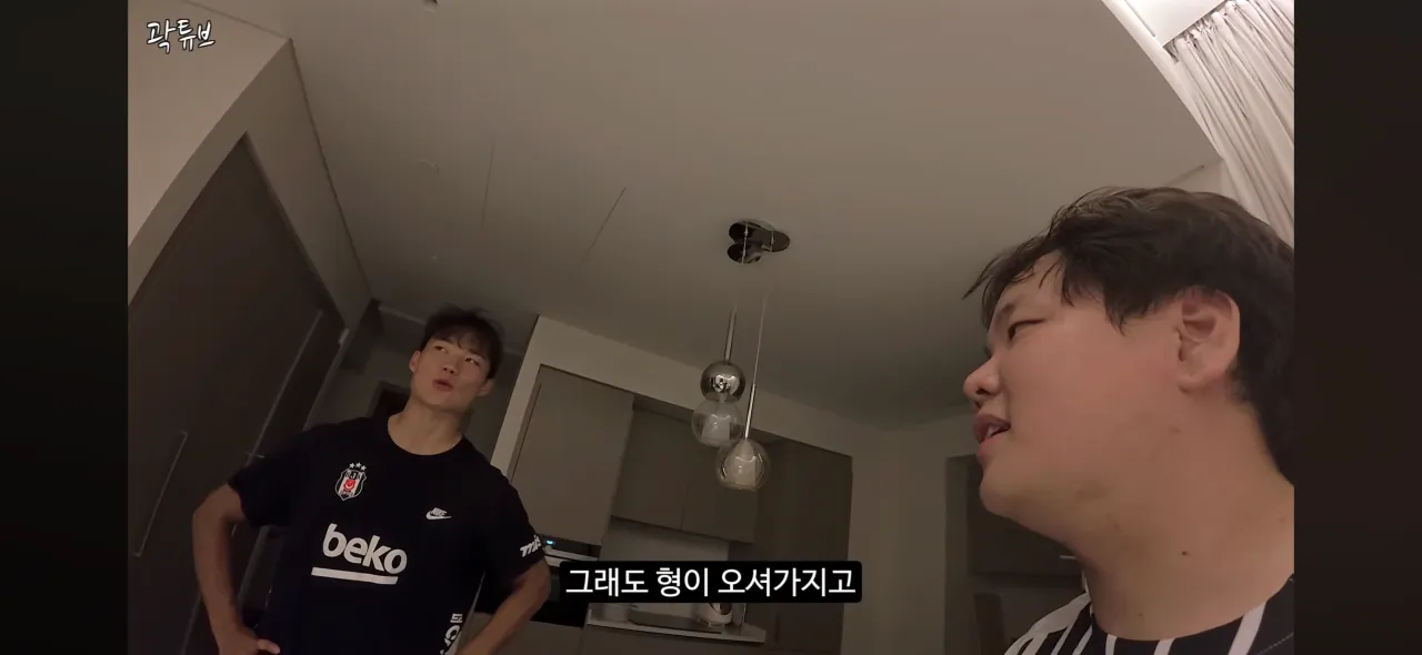 IMG_2345.png 오현규 : 한국에서 축구선수 생활을 하면 덜 외로울까...?