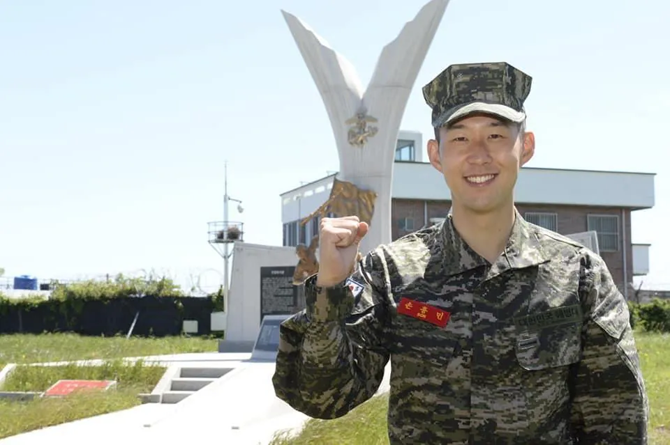 1.jpg [애슬레틱] 병역 면제 자랑한 한국 축구 선수들 때문에 엄청난 역풍이 불고 있다.
