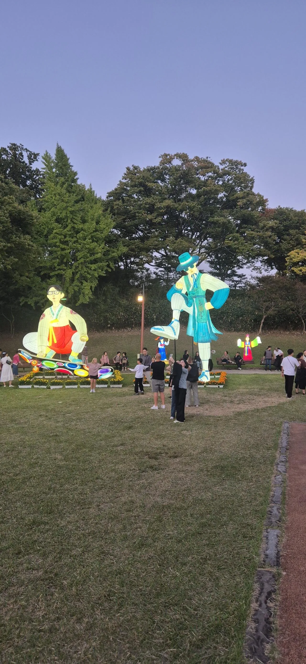 20261004_181828.jpg 진주 남
