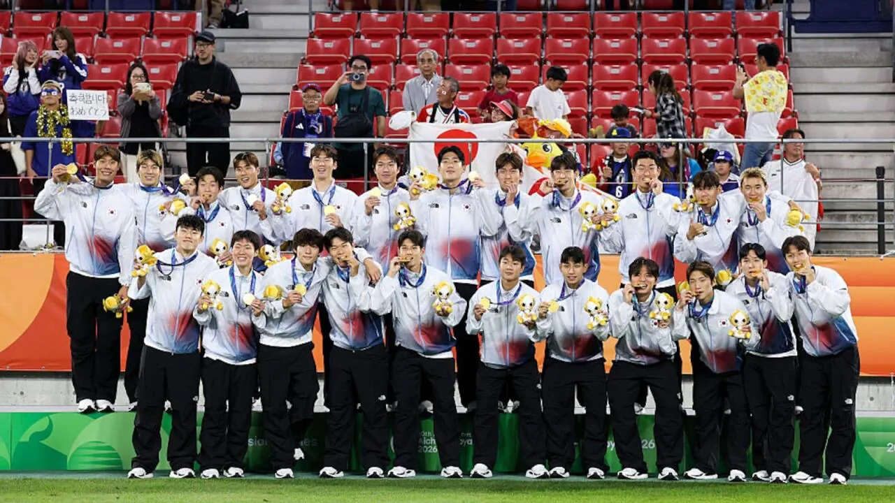 1.jpg [애슬레틱] 병역 면제 자랑한 한국 축구 선수들 때문에 엄청난 역풍이 불고 있다.