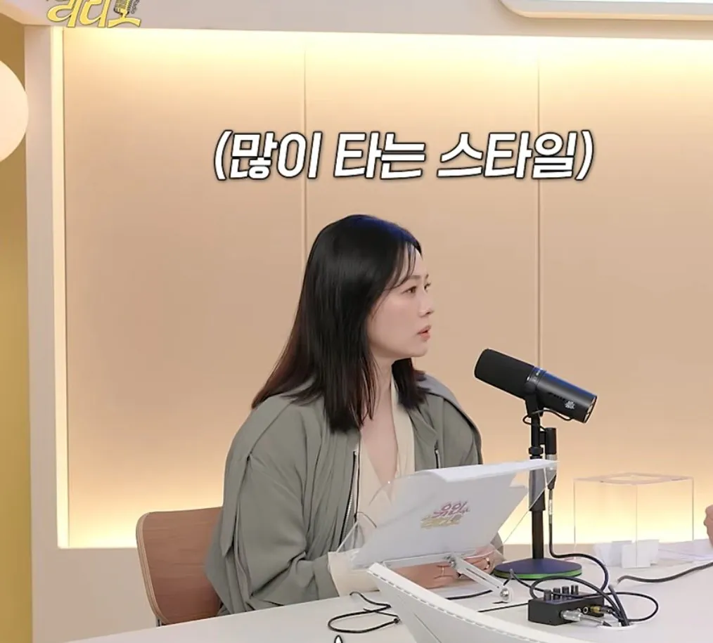 '50세 미혼' 배우 김현주, 외로움 커 하루종일 뜨개질..jpg