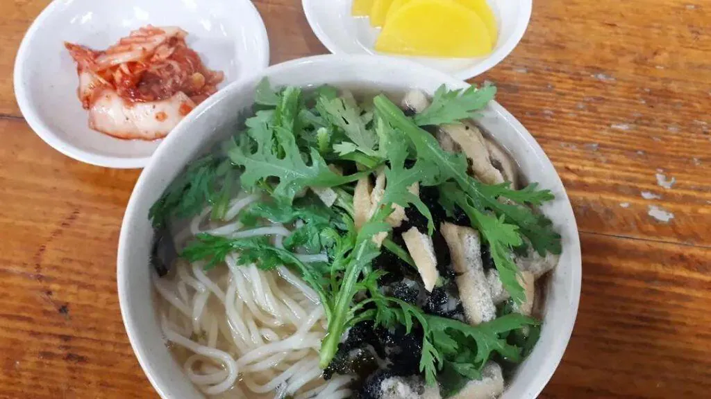 1.jpg 호불호 갈리는 우동 토핑