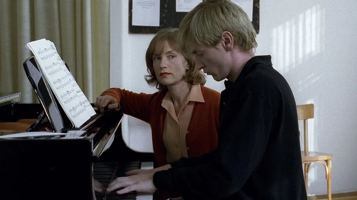 the-piano-teacher-1200-1200-675-675-crop-000000.jpg 2026년 본 영화 150편 달성 기념 한줄평들-2편