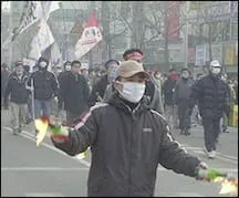 한국 과격시위를 많이 사라지게 만든 단체 .jpg