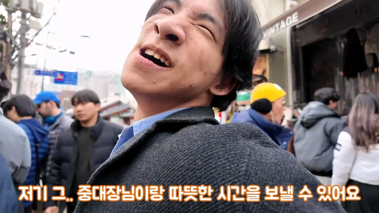 1000064125.webp 엄마가 명품 옷만 사줬다는 장애인 유튜버 만능발