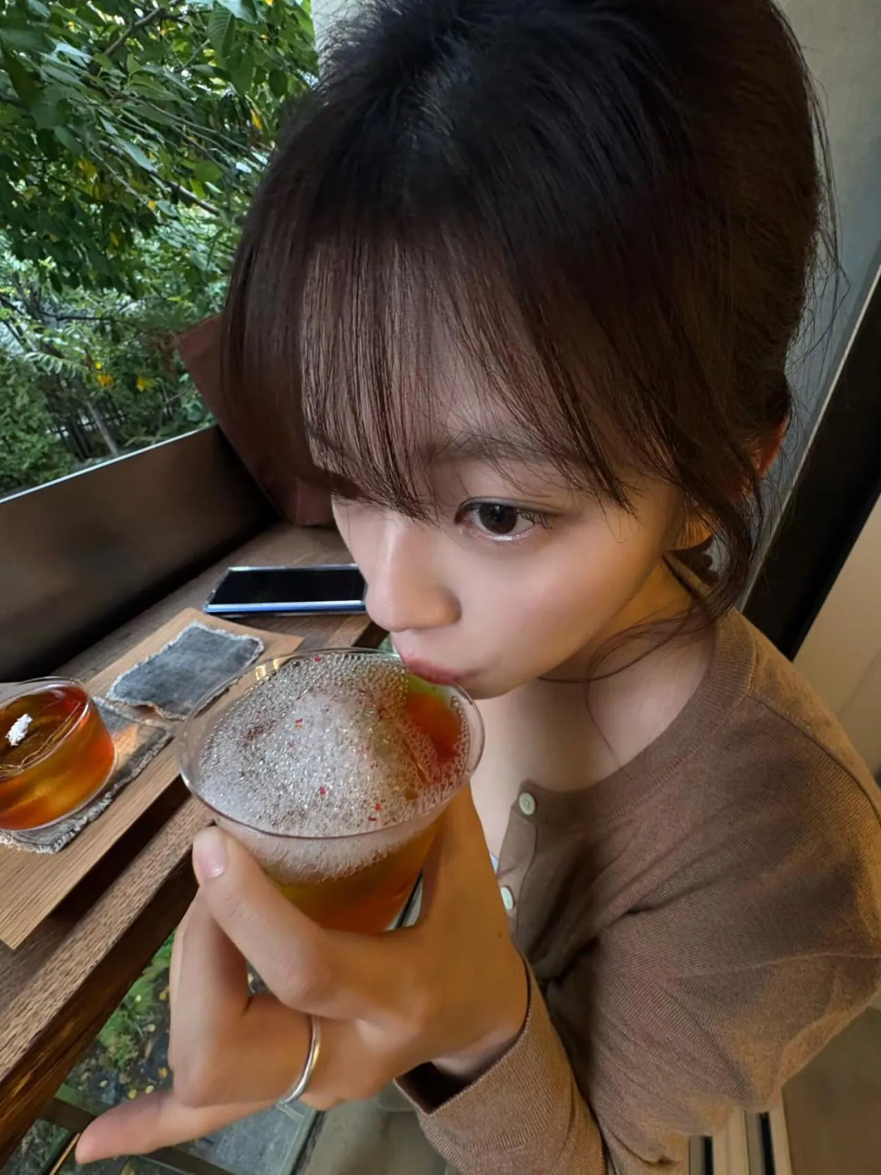 jungyeon-20261011-223010-020.jpg ํธ์์ด์ค ์ ์ฐ ์ค๋์.jpg