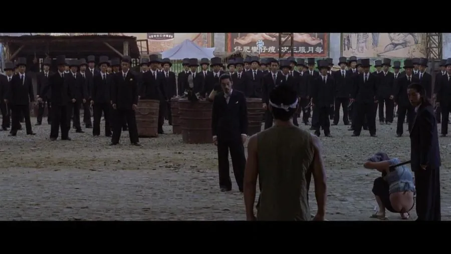 99b983892094b5c6d2fc3736e15da7d1.jpg B급 영화인 척하는 S급 영화.gif