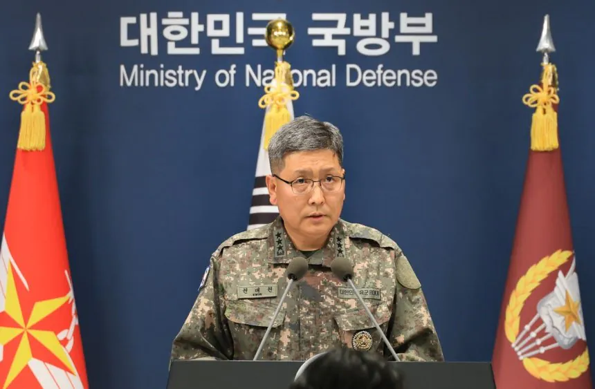 1000011757.jpg [속보] 합참 “DMZ 폭발 사고, 북한군 지뢰 가능성 매우 높아”