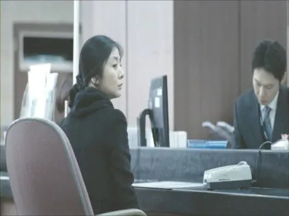 image.png 황해는 왜 보고 나서 해설을 찾아보게 되는가