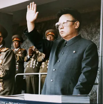 김정일_1990년대.png 아찔아찔 보법이 다른 평양의 행정 구역 개편 (5)
