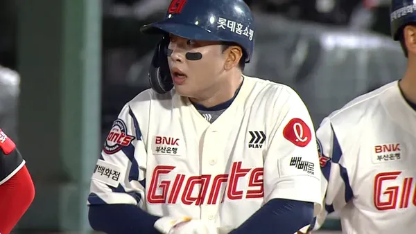 image.png [2026 롯데 리뷰] ④ 포수+내야수 "위대하신령도자한동희수령동지의늠름하고혁명적이며통쾌한홈런포를작렬하시었다"