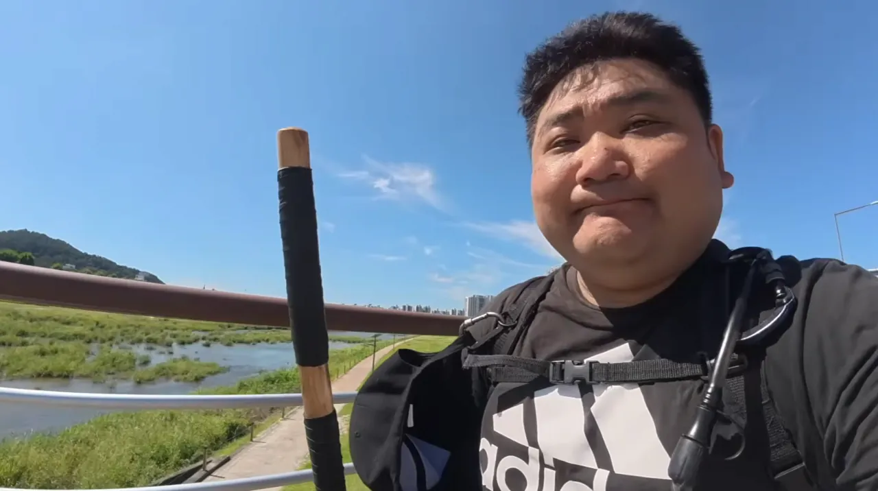 01๊ฒฝ๊ธฐ.png ๊ฑธ์ด์ ์ธ๊ณ์ผ์ฃผ ์ค์ธ ํ๊ตญ์ธ