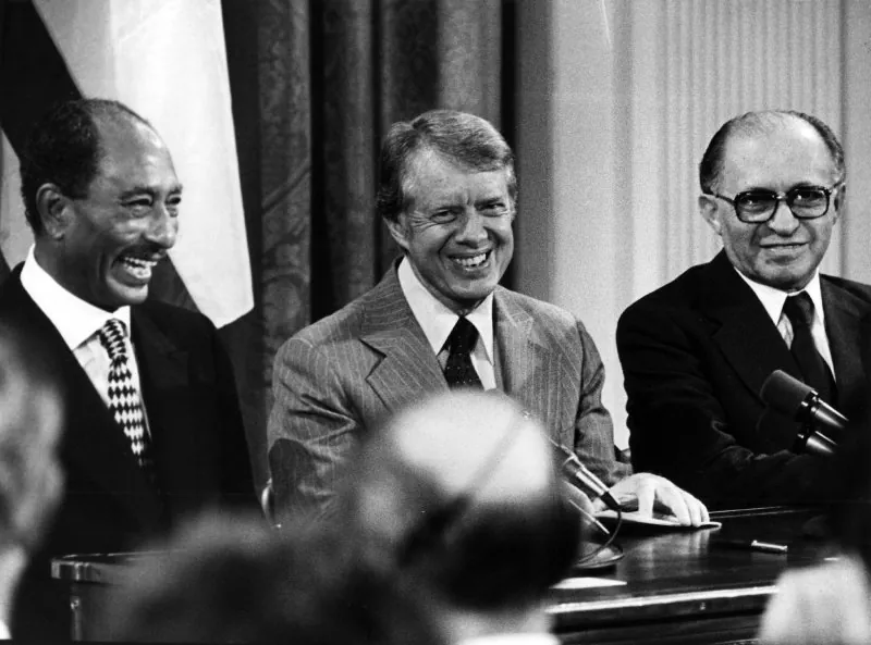 Anwar-Sadat-assassinated.jpg 이집트 대통령 사다트와 오마 샤리프 : 죽음을 초월할 수 있는 거룩한 용기