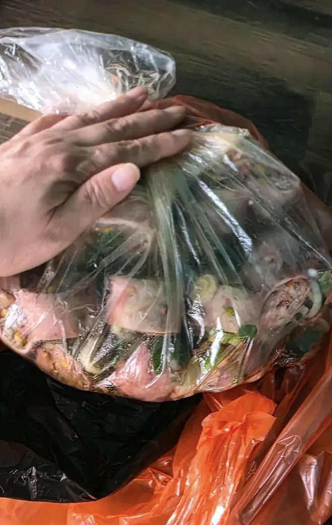 1000053842.jpg 논란의 담양 순대국밥집의 1인분 포장
