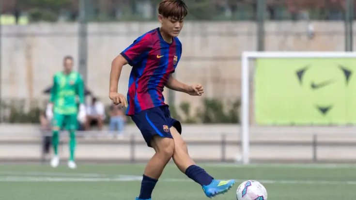 image.png [sport] 라마시아에서 놀라움을 안기고 있는 한국인 풀백, 이민국