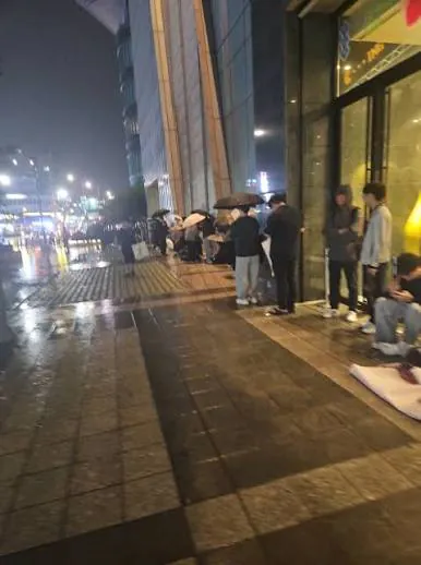 image.png 주x) 도롱무비 리뷰 : 악인에게 연민을 <체인소맨 : 레제편> 스포) 도롱무비 리뷰 : 악인에게 연민을 <체인소맨 : 레제편>
