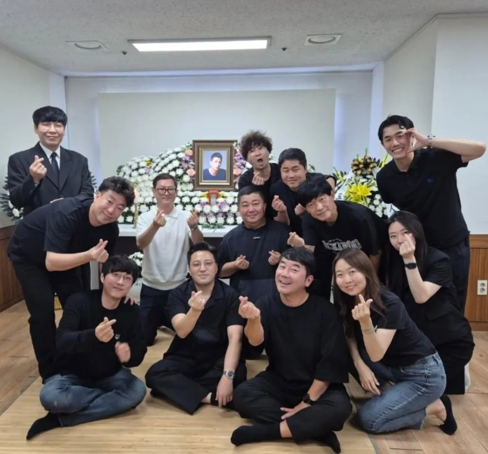 38541.jpg 故 이용주 배우를 떠나 보내는 푸른거탑 제작진,배우들