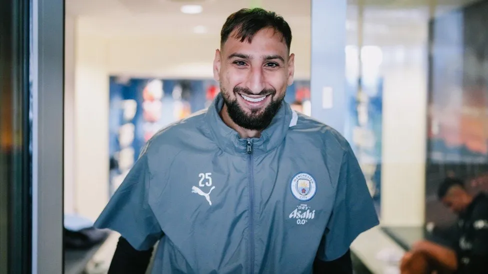 donnarumma-1.jpg ??? : 그동안 해준 게 있는데 대승적 차원에서 보내줘야지.