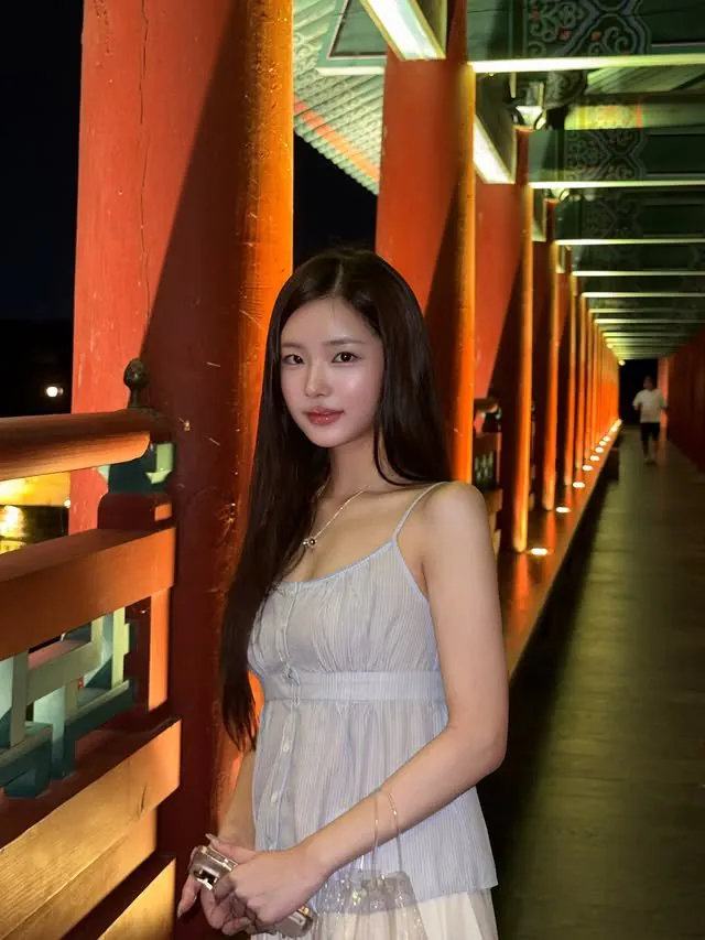 12.jpg 노성형 자연미인이라는 미스 경북 진