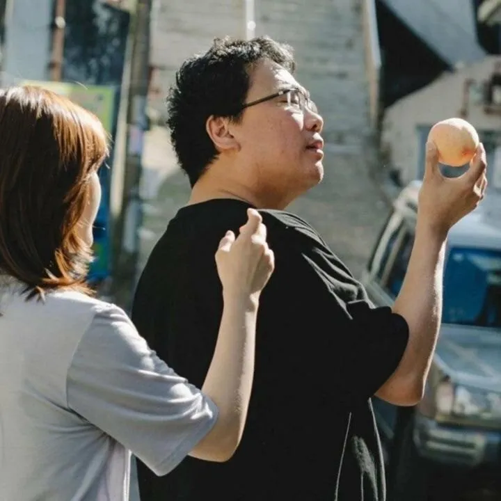1000035672.jpg 기생충 묘하게 매력적인 박소담 씬.gif