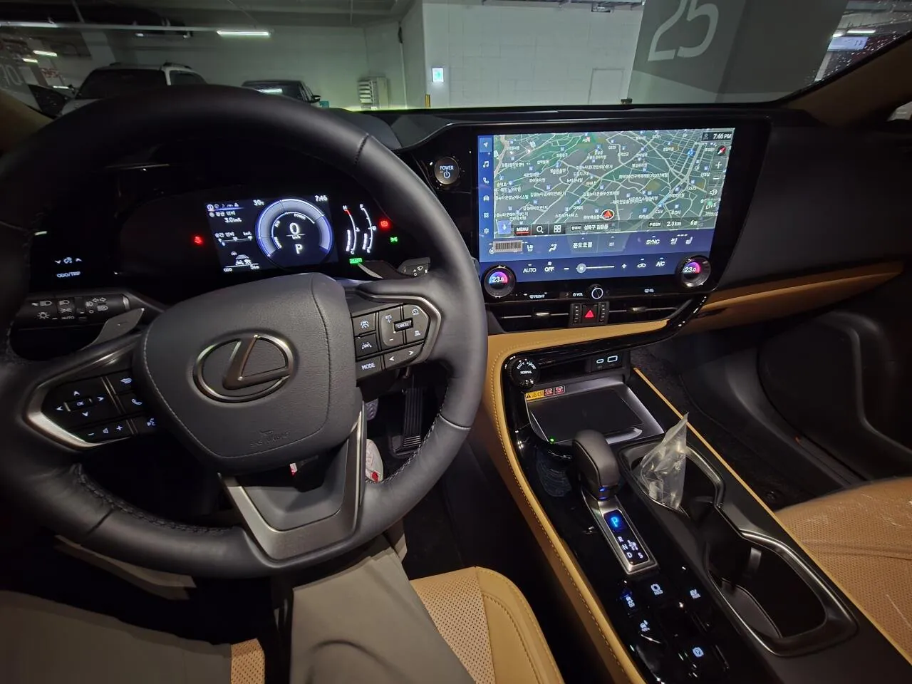 벨로스터15년타고 렉서스 nx350h 샀다