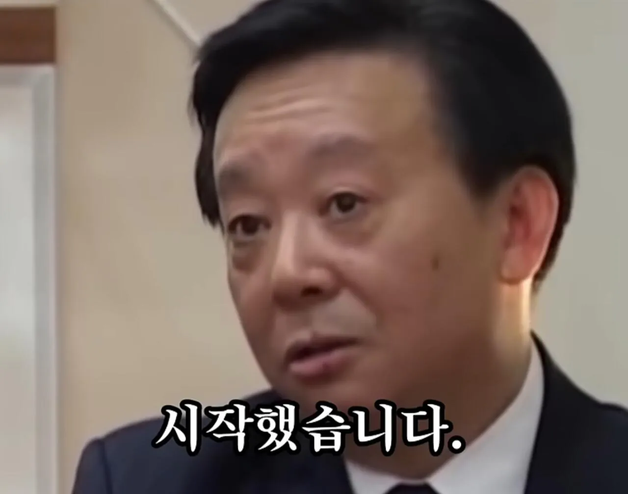1000122564.jpg 중국 공산당원을 상대로 팩트 폭격을 날리는 중국인 교수