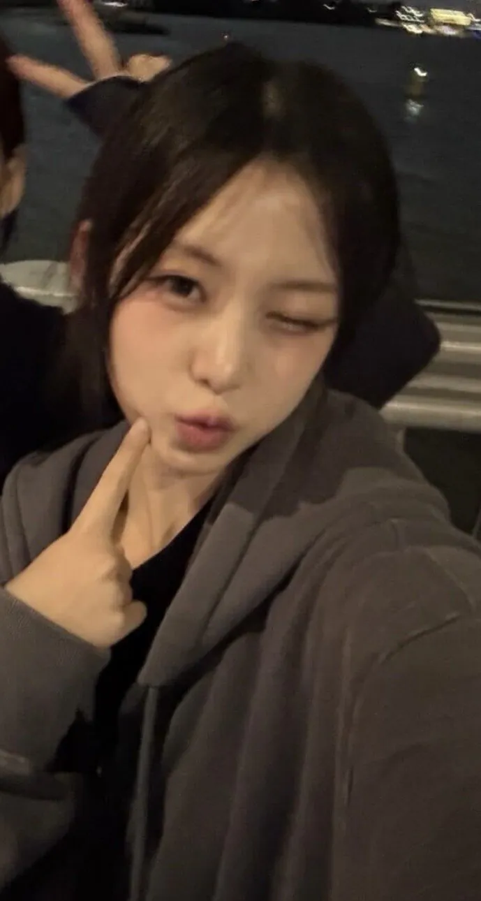 IMG_1846.jpeg 의외로 여친짤 장인이라는 리센느 멤버.jpg