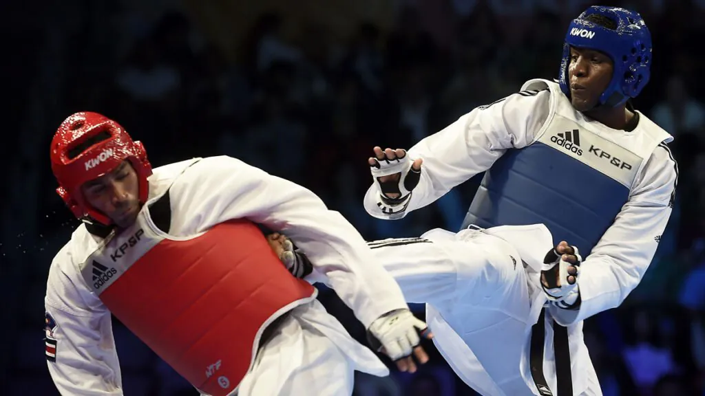 GettyImages-.jpg 속보) 태권도 올림픽 메달리스트 UFC 복귀 ㅊㅊㅊ