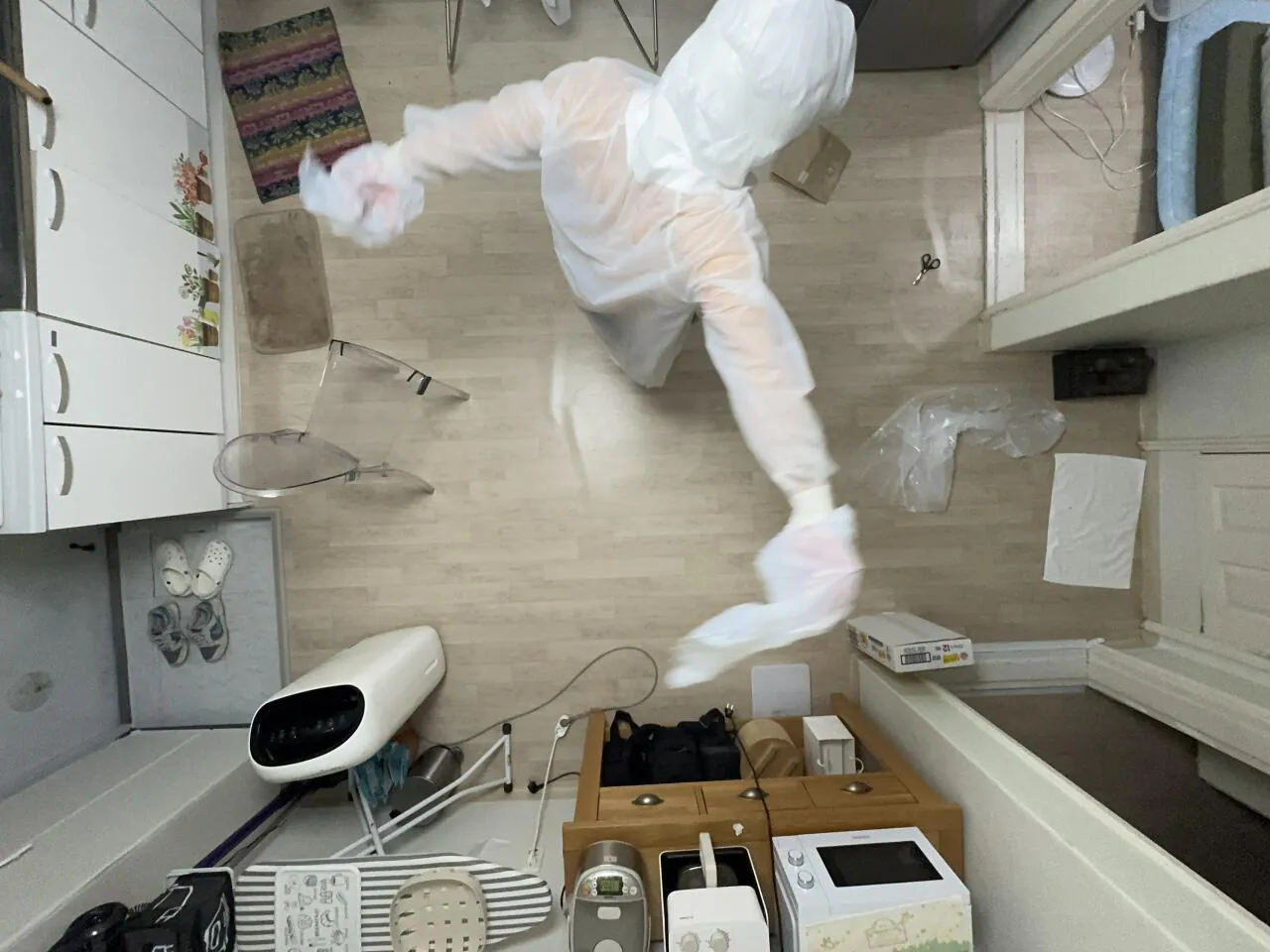 IMG_7051.jpeg 발로란트에 나오는 제트 연막폭탄 코스프레 해봤다.
