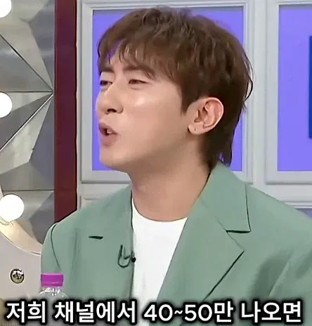 17931.webp 유튜버 숏박스의 위엄.jpg