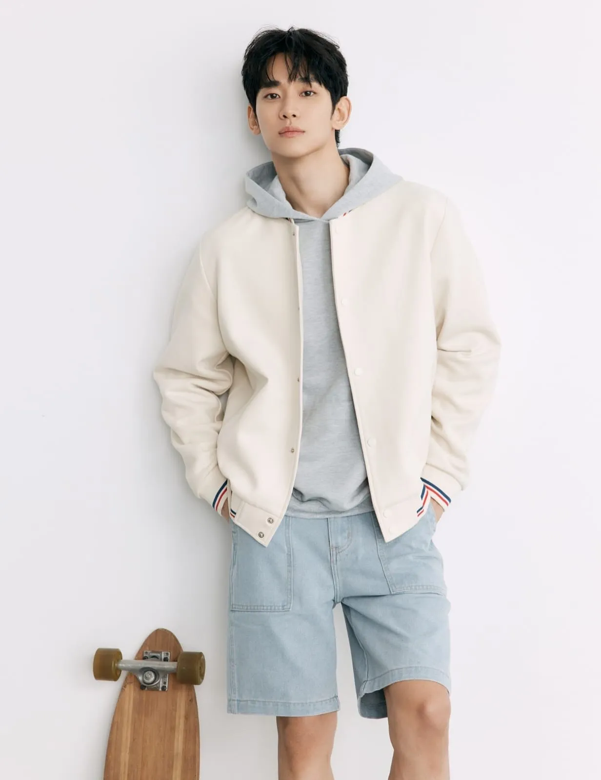 A49585F0-852E-48B6-8CB5-4D0363409733.jpeg 벤치 광고주가 김수현 얼마나 사랑한건지 감도 안오네