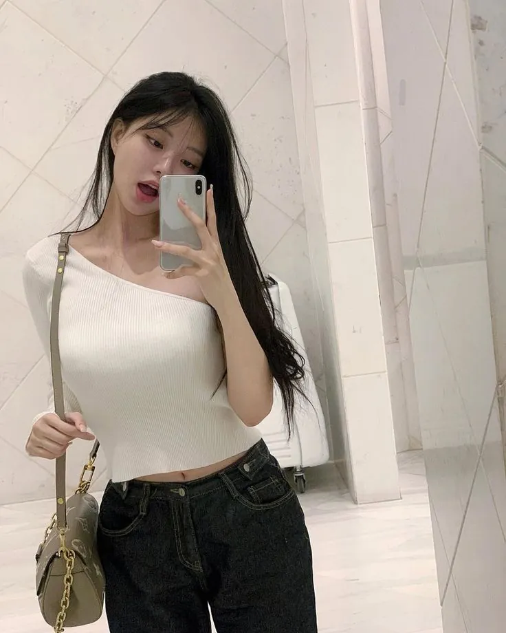 117.jpg ㅇㅎ) 몸매에 자신감 있을 때 찍는 셀카