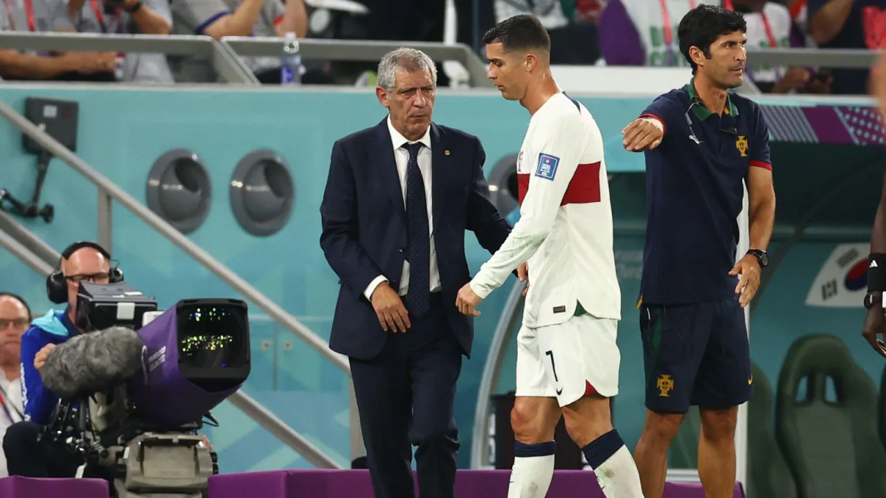 image.png [O Jogo] 호날두 ‘삐짐’ 전 세계 화제…한국전 교체 불만 등 과거 논란도 재조명
