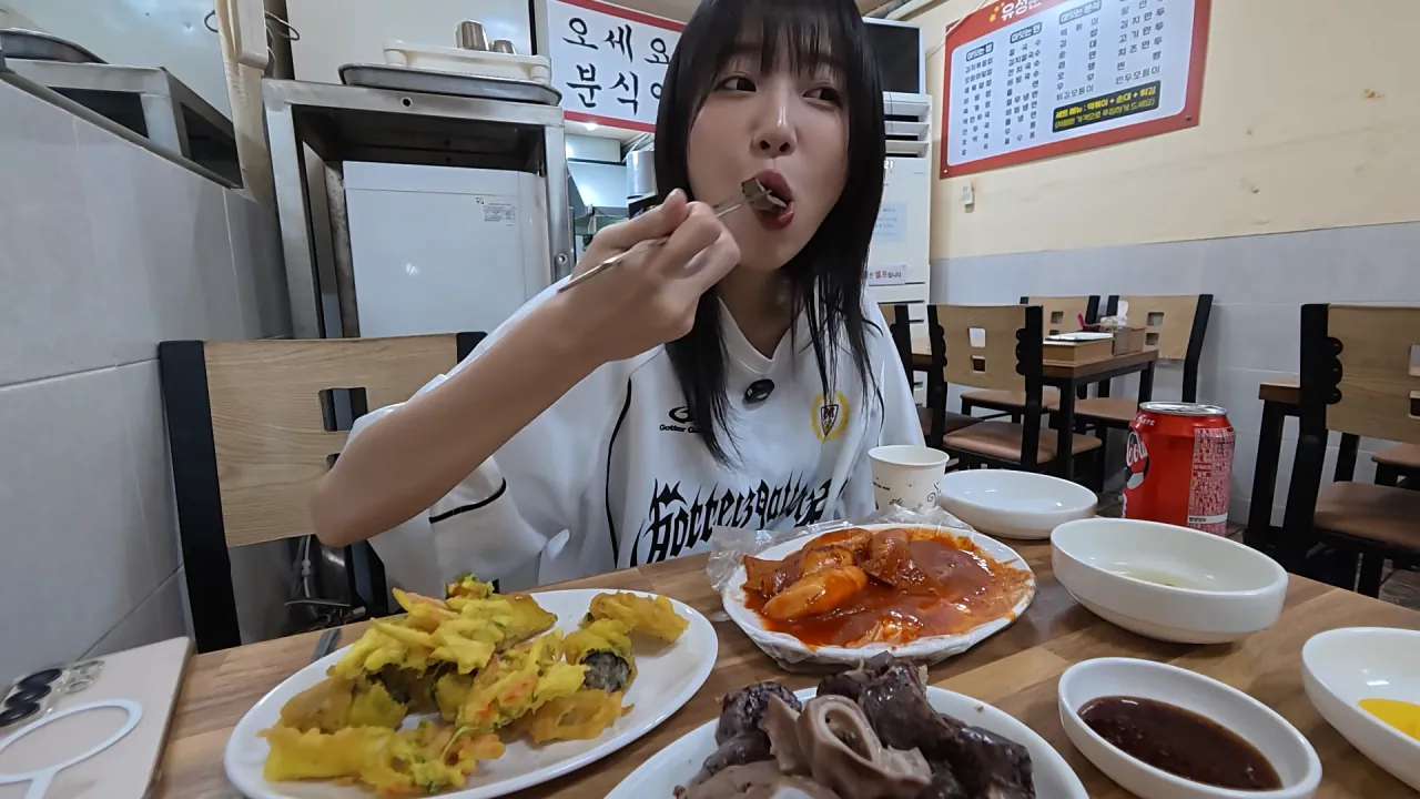 ์ธ์ฒ ์ ํฌ์์ฅ ๋ค ๋ชปํธ์์ต๋๋ค๐ ์ด๋๊ฐ๋ 50๋
์ ํต_! ๋ญ๊ฐ์ ๋ก๋ณถ์ด ํซ๋ฐ ๊ธธ๊ฑฐ๋ฆฌ์์ ๋จน๋ฐฉ 8-21 screenshot.png ์ ๋นํ ๋จน๋ ์ ํ๋ฒ๊ฐ ๋๊ฒ ๋ค๋ ์ฏ์์ ์์ฅ ๋จน๋ฐฉ ๊ทผํฉ ใทใทใทใทใท
