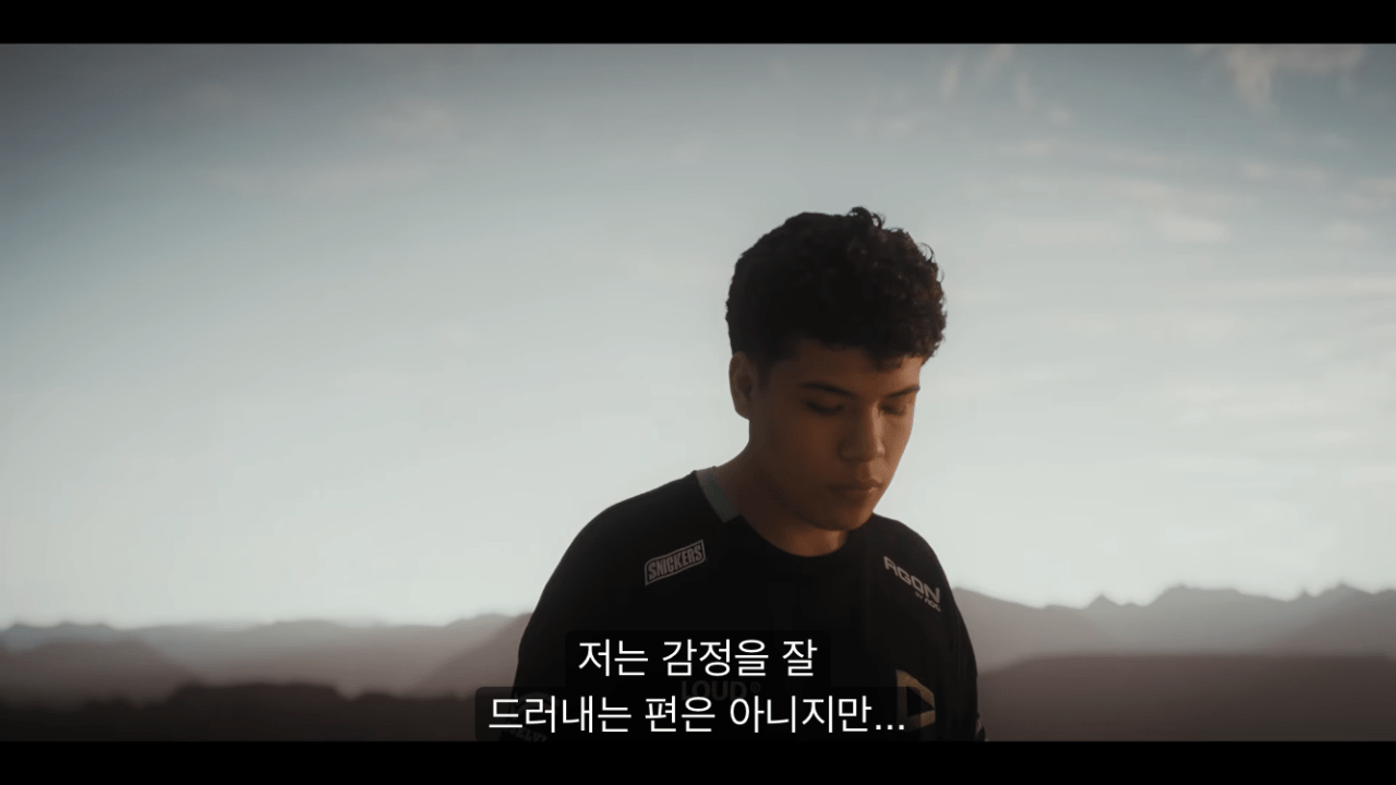 얼데: 어머니를 위해 이대회를 뛴다.. LOUD Erde: 이 대회는 어머니를 위해 참가합니다 LOUD Erde: 이 대회를 어머니를 위해 참가합니다.