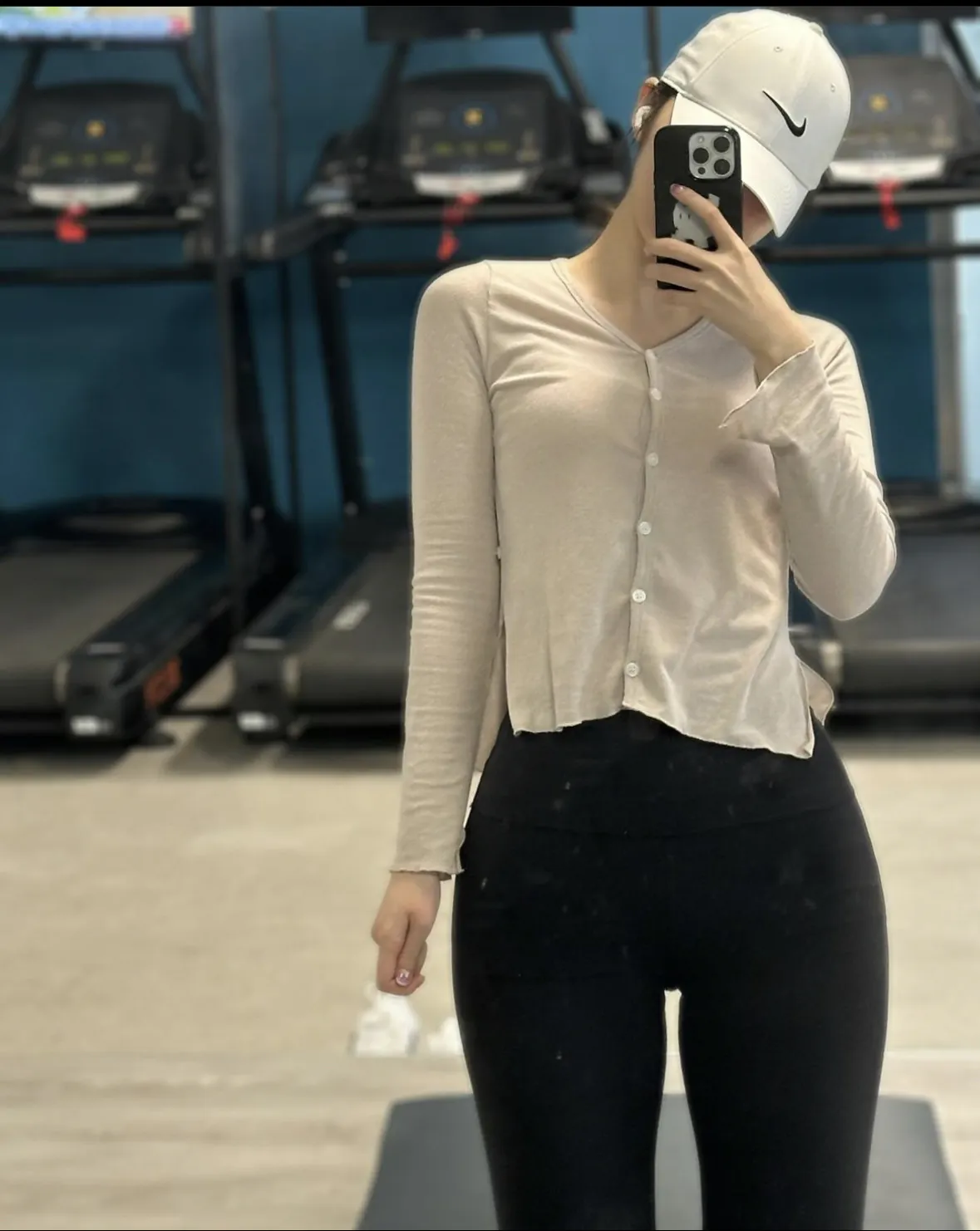 image.png ㅇㅎ?) 남자들이 환장하는 복장 1티어는?