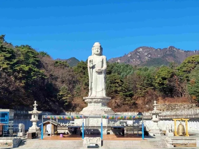 오늘자 사찰 축제 수준 ㄷㄷㄷㄷㄷ