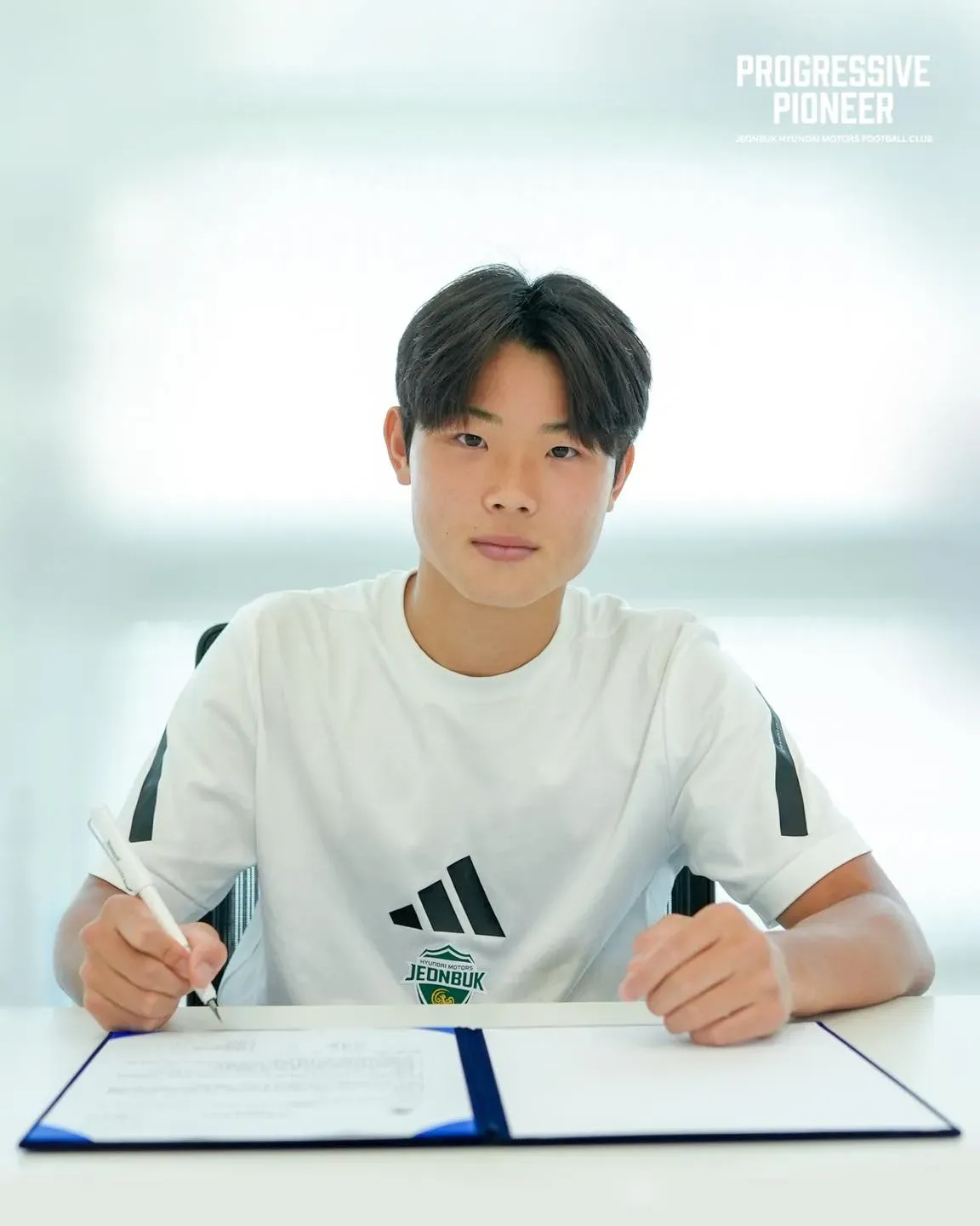 Internet_20260713_113121_8.jpeg [오피셜] 전북, 김예건과 프로 계약