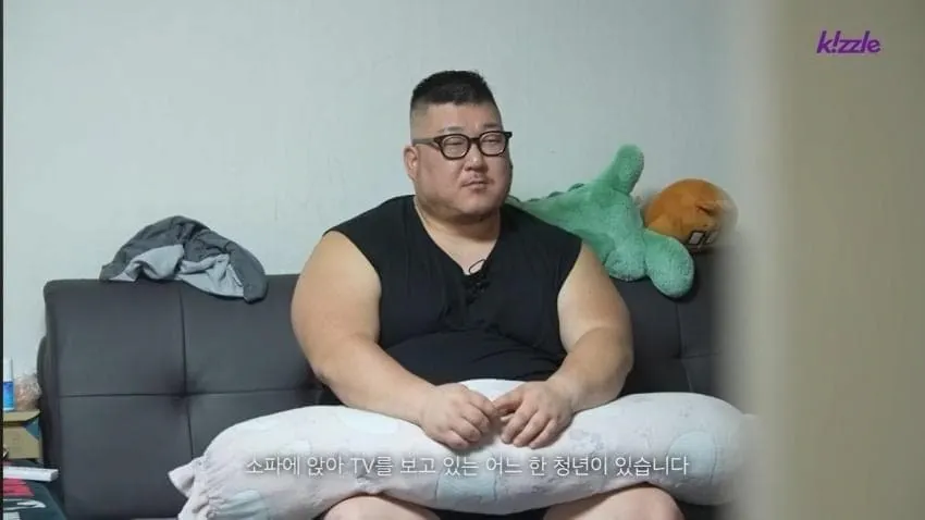 image.png 다리가 절단된 조선업 청년.jpg
