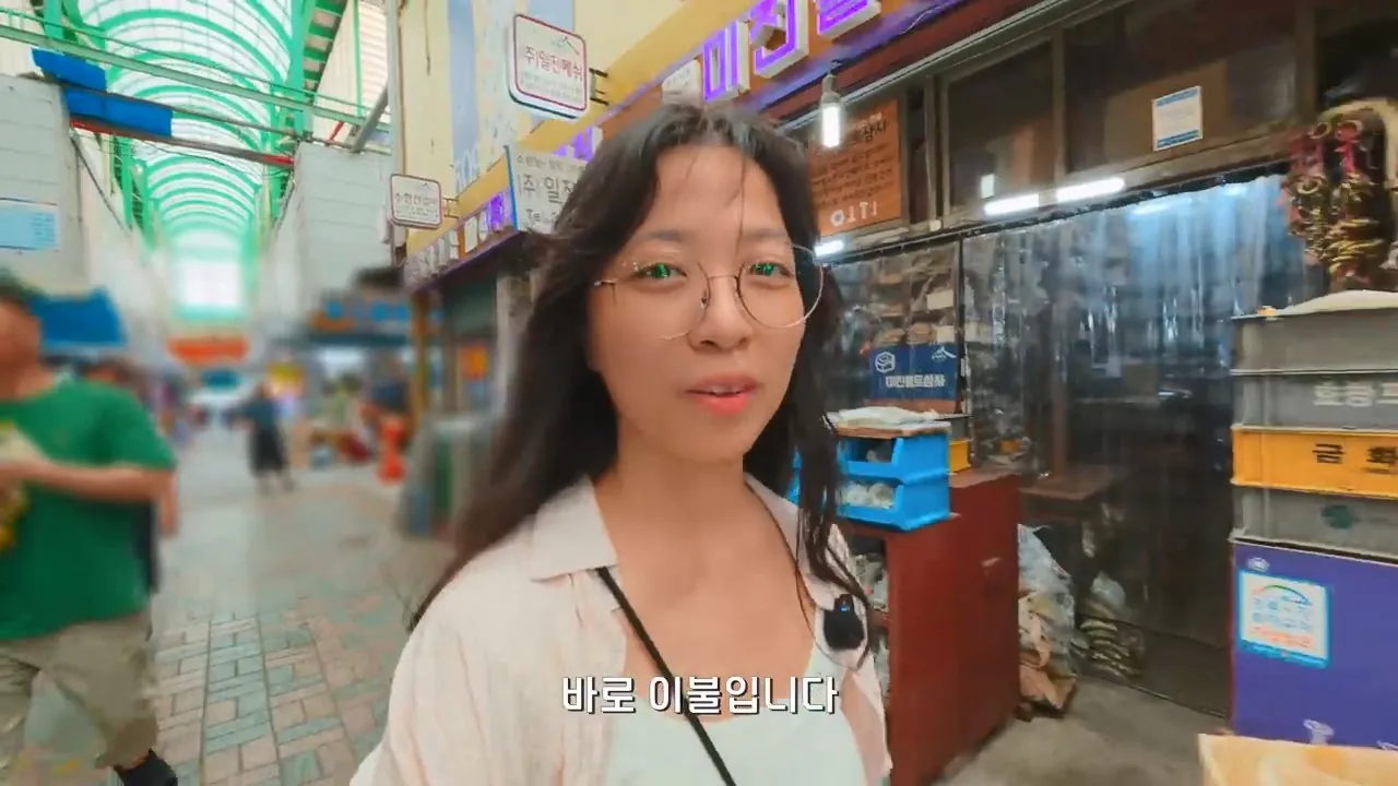 요즘 부산 관광지에서 벌어지고 있는 충격적인 변화.mp4_20260929_094251.966.jpg 지금 부산에 여행온다고 외국인들이 몰리는 이유