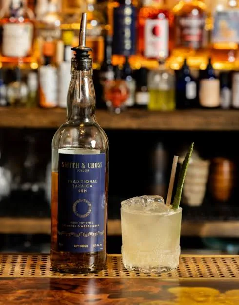 image.png '캡틴큐' 재판기념 '럼(Rum,Rhum,Ron)'은 무엇인가?
