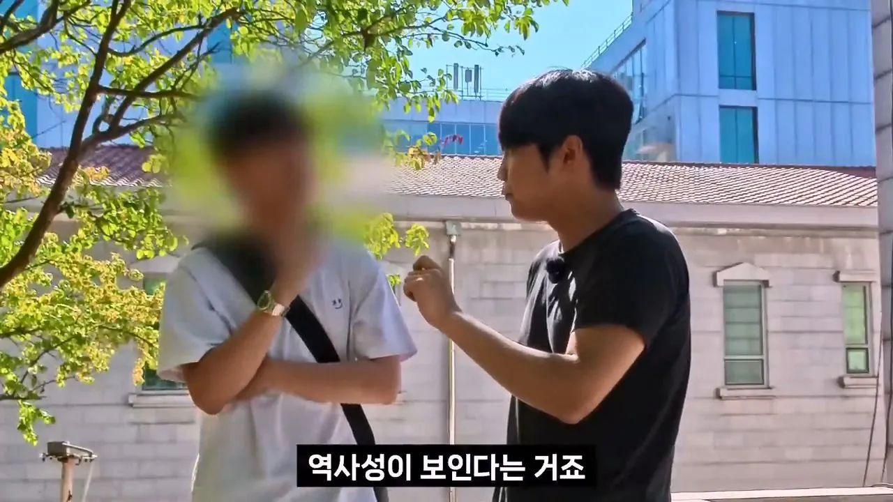 종교는 인간이 만들었다는 서울대생, 목사는 답할 수 있을까.mp4_20261001_153615.719.jpg 서울대생이 목사에게 말하는 종교는 인간이 만든것이라는 이유