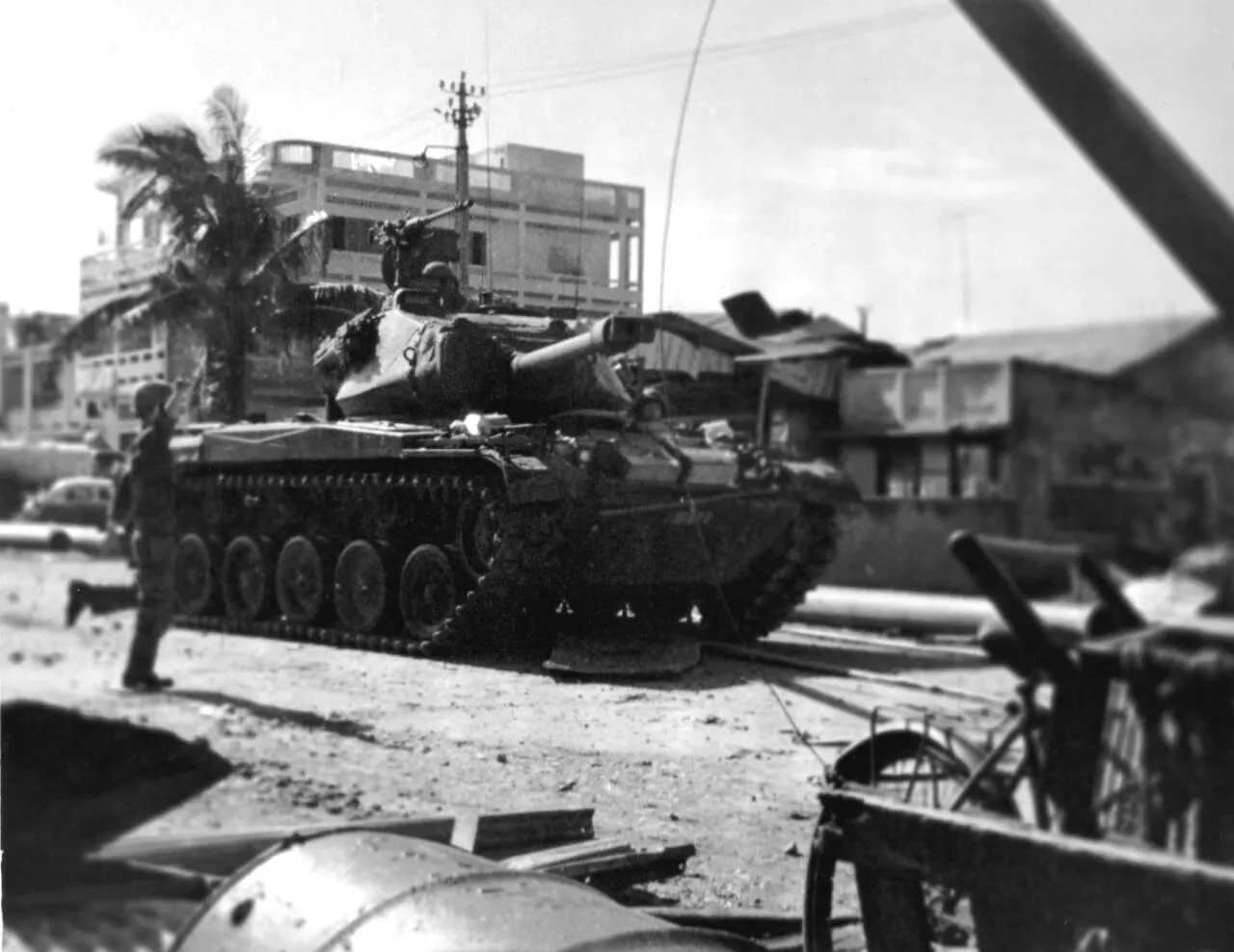 ARVN_M41_Walker_Bulldong_Saigon.jpg 프랑스령 인도차이나의 마지막 날들 (1955~1956)