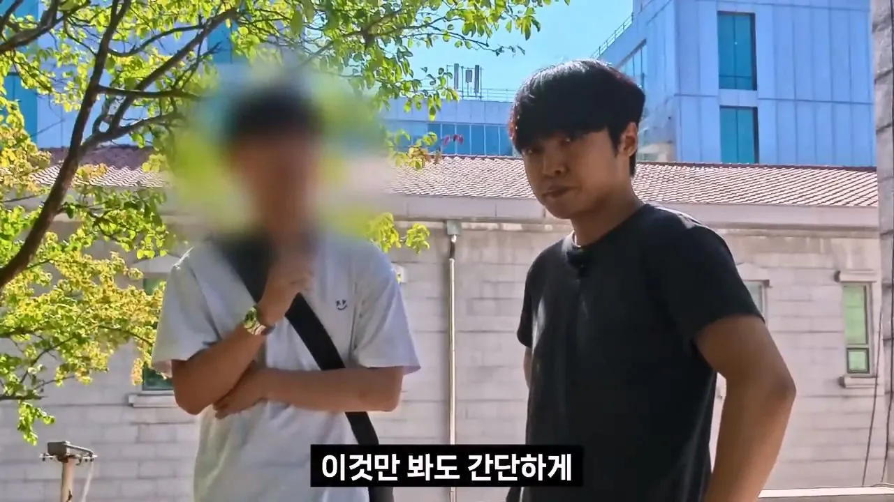 종교는 인간이 만들었다는 서울대생, 목사는 답할 수 있을까.mp4_20261001_152643.954.jpg 서울대생이 목사에게 말하는 종교는 인간이 만든것이라는 이유