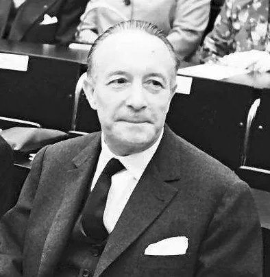 François_Seydoux_de_Clausonne_(cropped).jpg 프랑스령 인도차이나의 마지막 날들 (1955~1956)