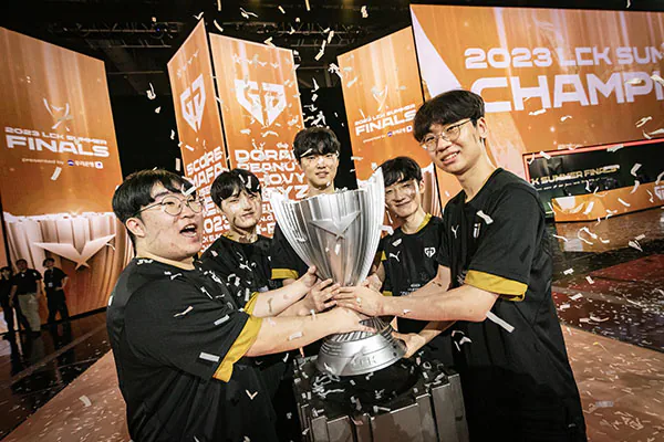 image.png 딮국사 이야기 완결