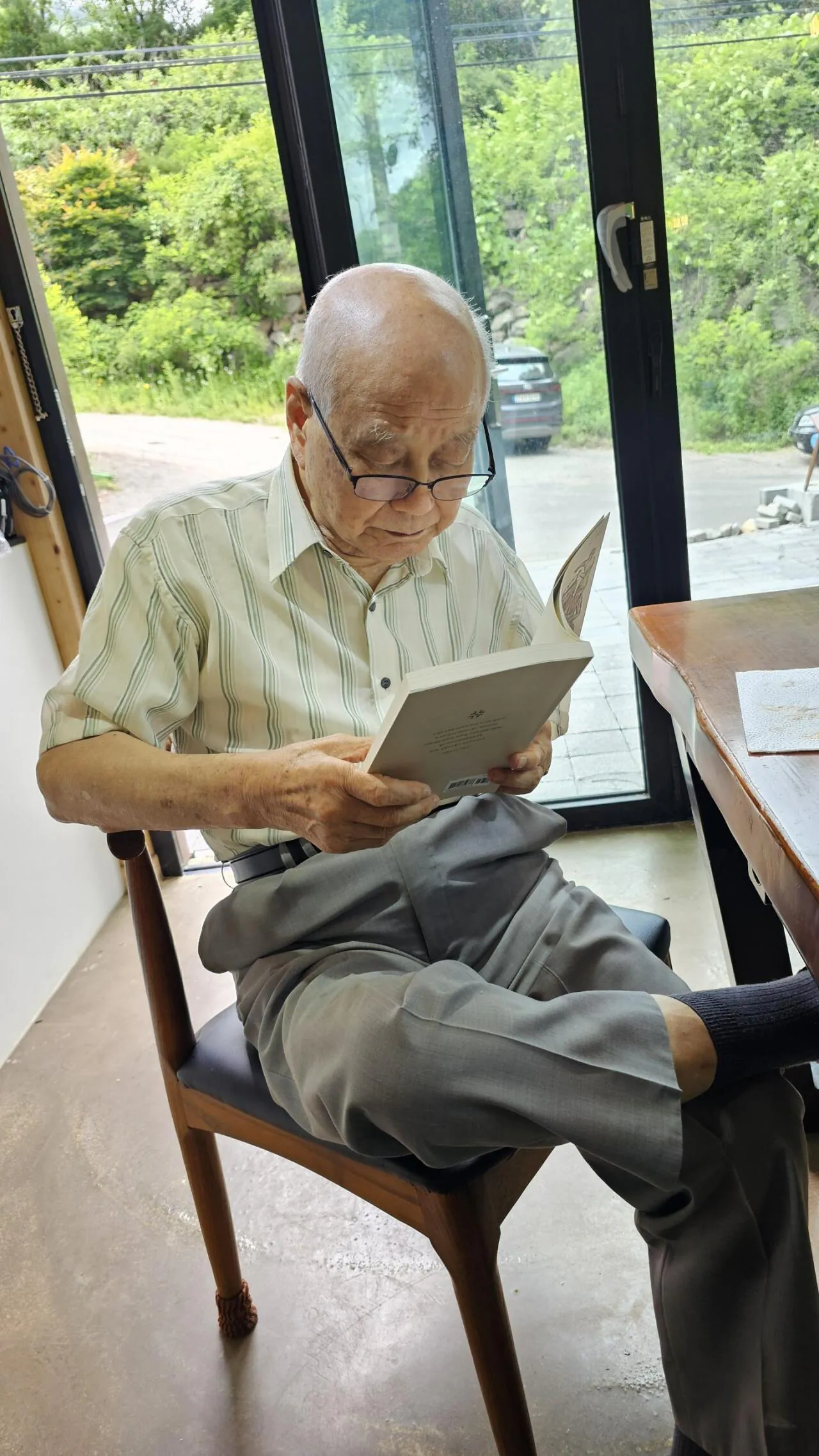 민병돈 장군 책.jpeg 사조직 하나회 멤버이면서 강직한 군인이기도 했던 남자