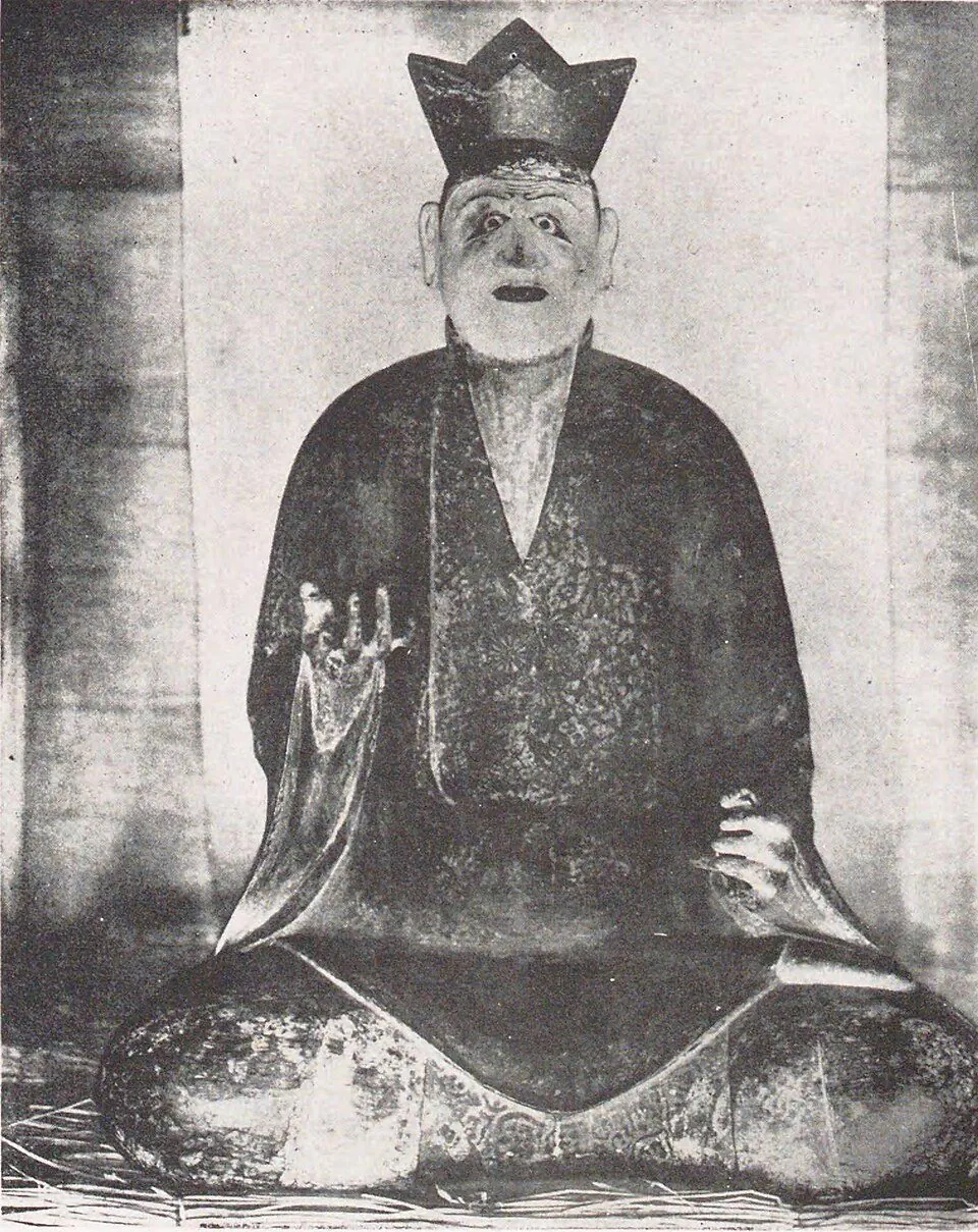 Statue_of_shinra_myojin,_Mii-dera.jpg 고대 일본과 한반도의 혈연 시리즈 (4.5) - 스사노오와 한반도 (1)