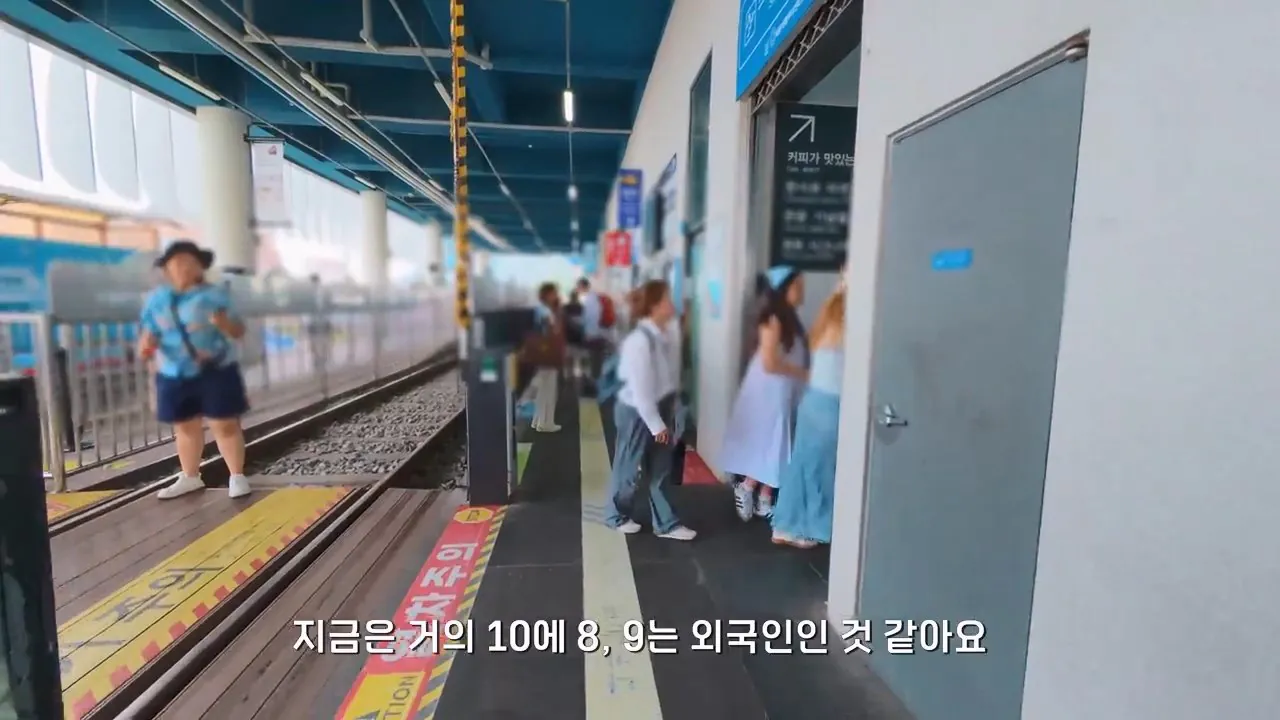 요즘 부산 관광지에서 벌어지고 있는 충격적인 변화.mp4_20260929_095036.854.jpg 지금 부산에 여행온다고 외국인들이 몰리는 이유